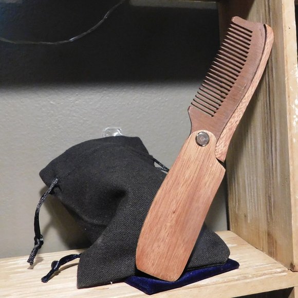 Folding Comb - Picture 5 of 7